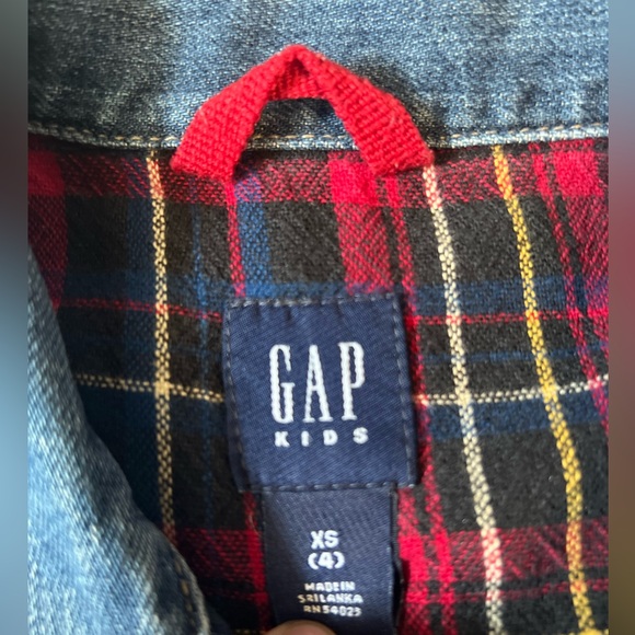 Vintage 1980’s GAP Kids Denim Jacket With Flannel Lining Size XS (4) - Picture 4 of 16
